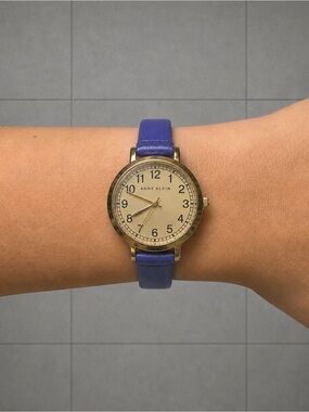 Anne Klein Women’s Quartz Watch 32mm Gold Tone Purple Leather New Battery